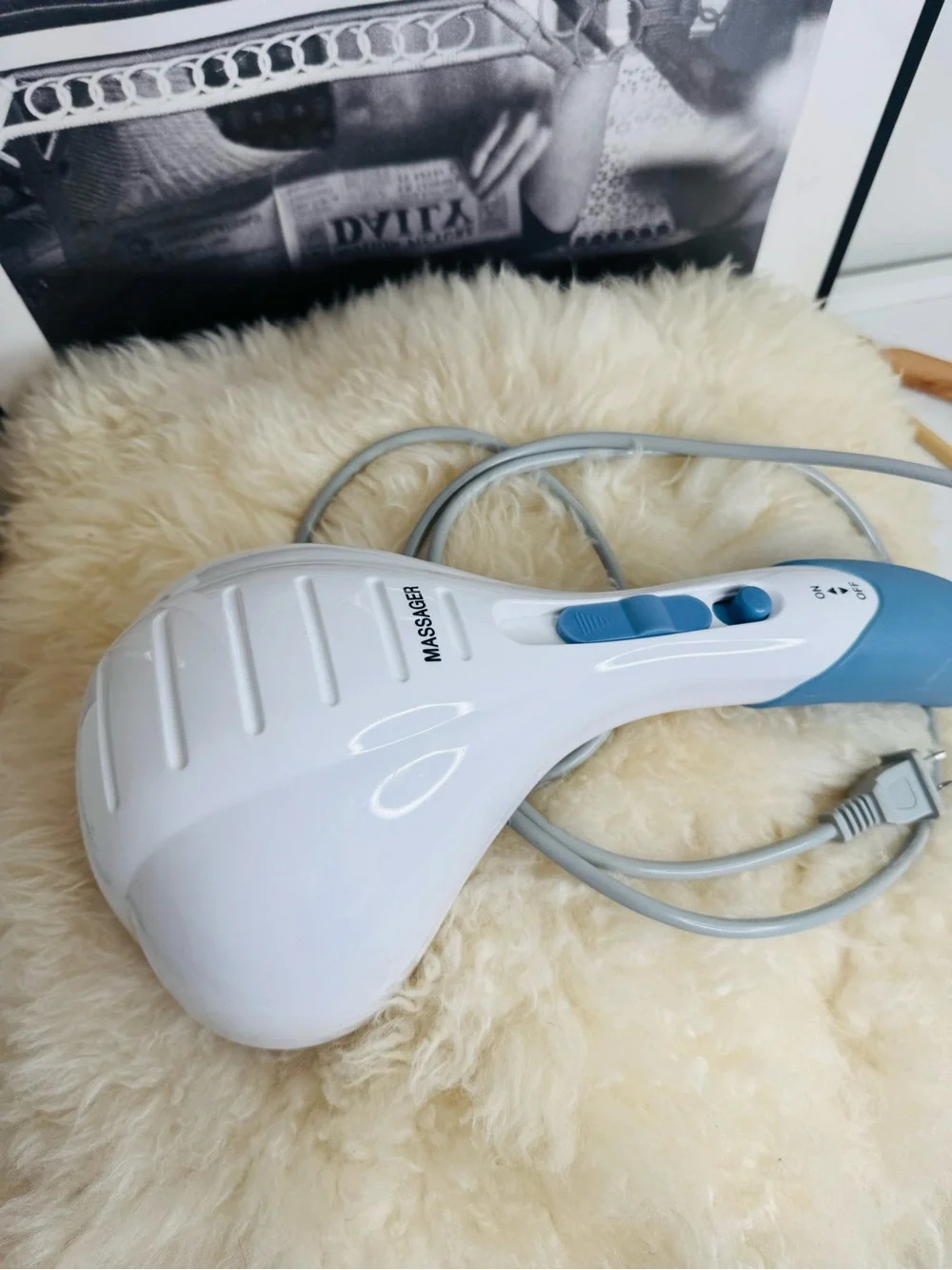 Handheld Massager for Kids - White & Light Blue